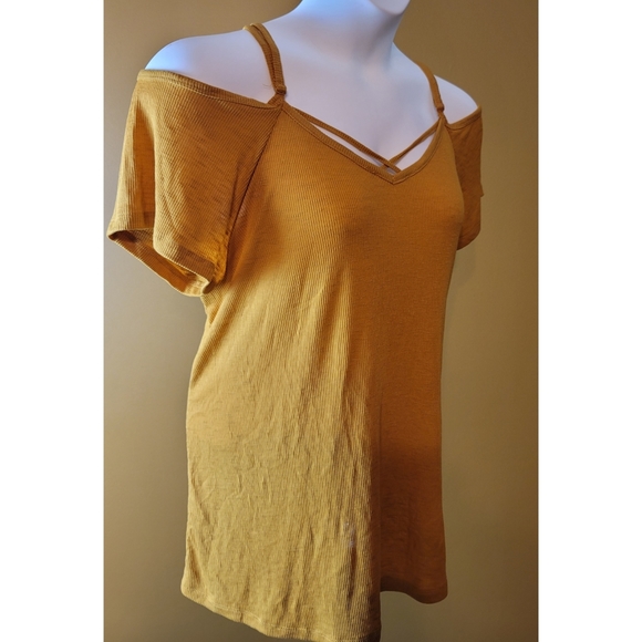 TORRID MIN YLW RIB STRAPPY CLD SHLDR SIZE 1 - Picture 7 of 11